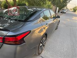 نيسان ألتيما